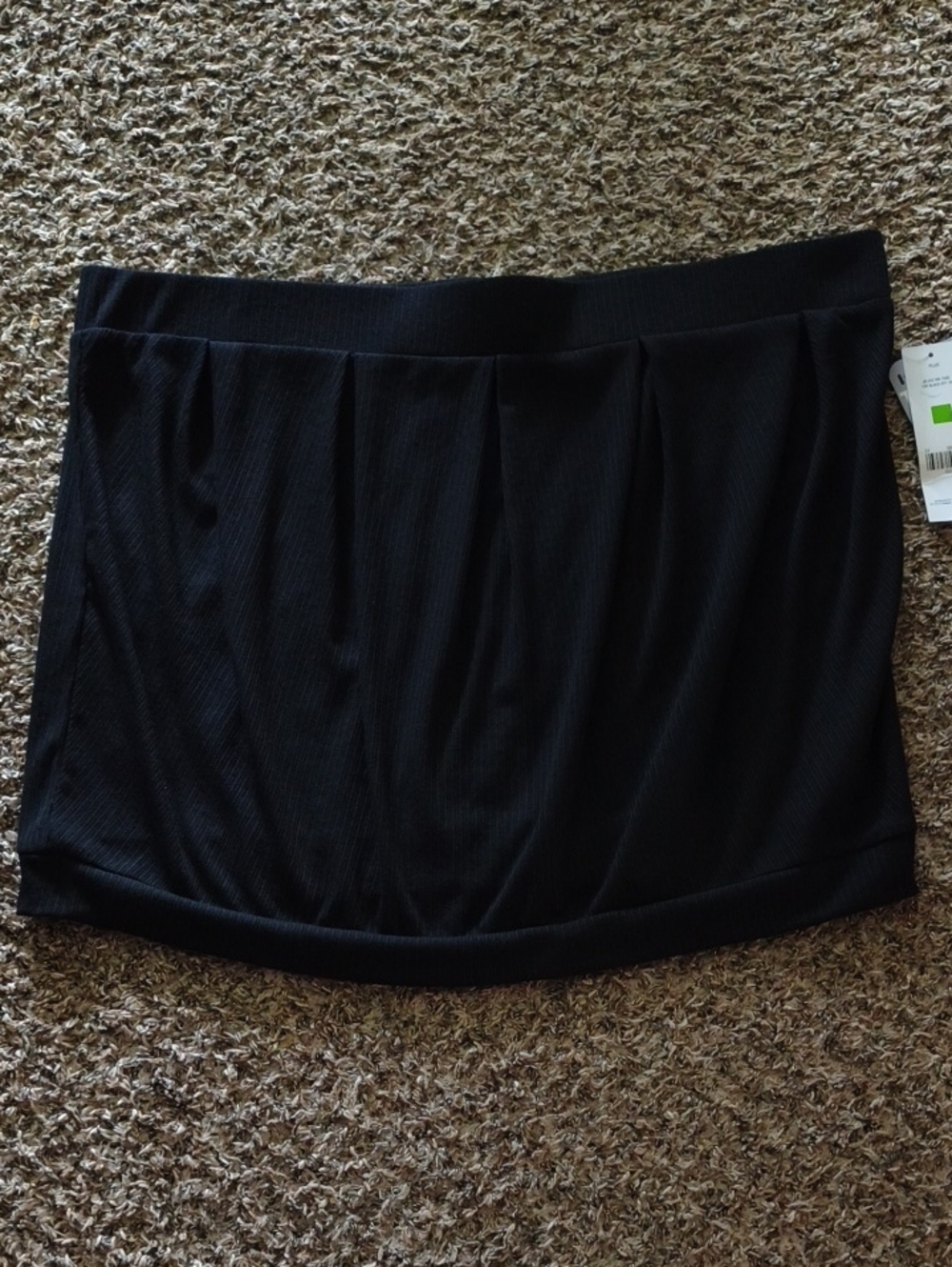 Black Women’s Pleated Tube Top